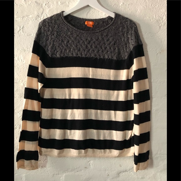 Crewneck Striped knit sweater - Picture 1 of 2